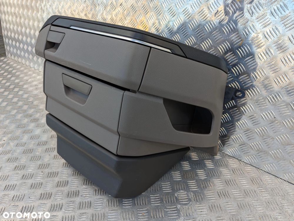 PÓŁKA SZUFLADA KOKPITU NA TUNEL ŚRODKOWY SCANIA S NTG - 4