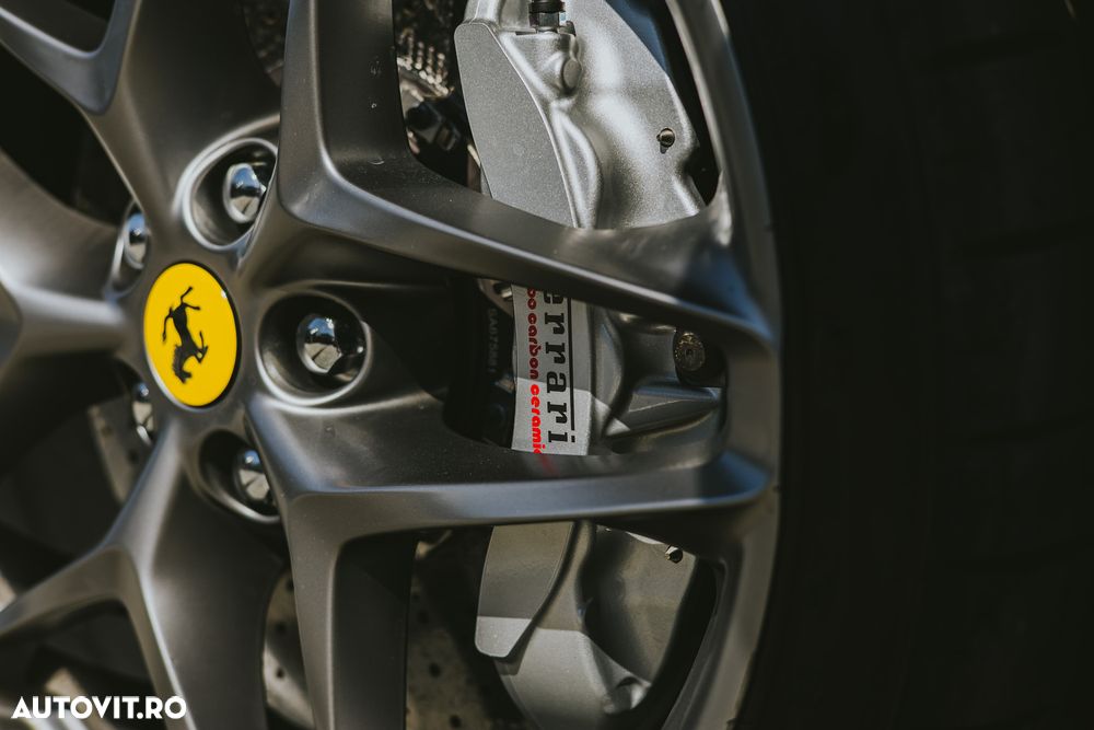 Ferrari Roma - 16