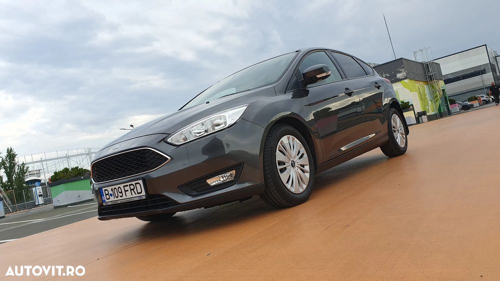 Ford Focus 1.0 EcoBoost Trend Edition - 11