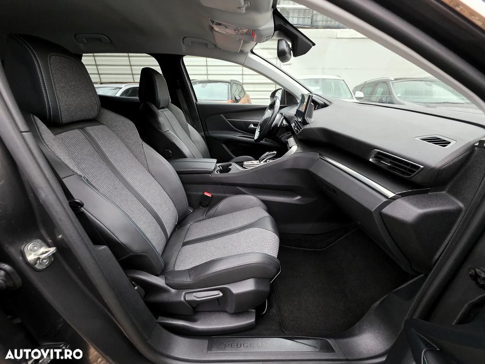 Peugeot 3008 PureTech 130 Stop & Start GPF EAT8 Allure Pack - 16