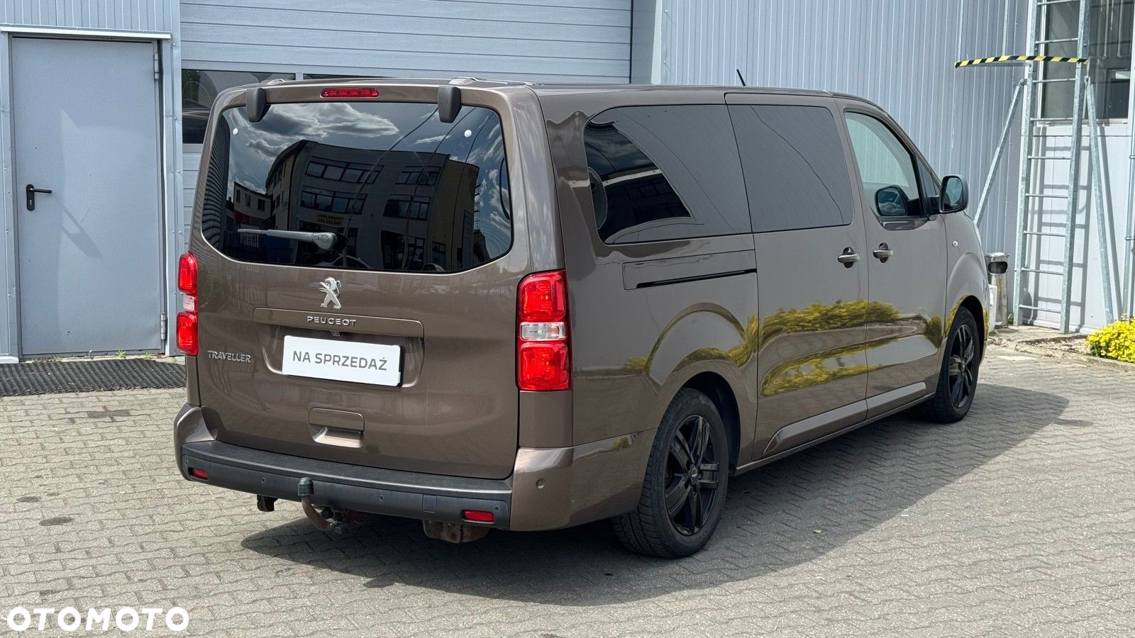Peugeot Traveller - 22