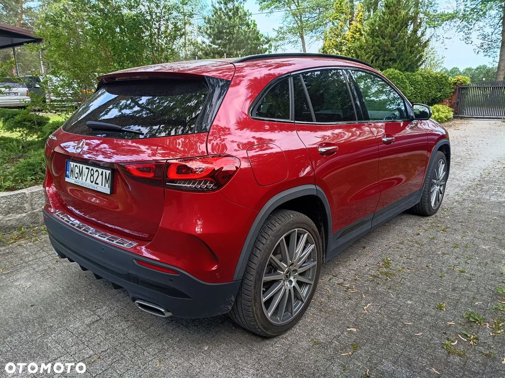 Mercedes-Benz GLA - 3