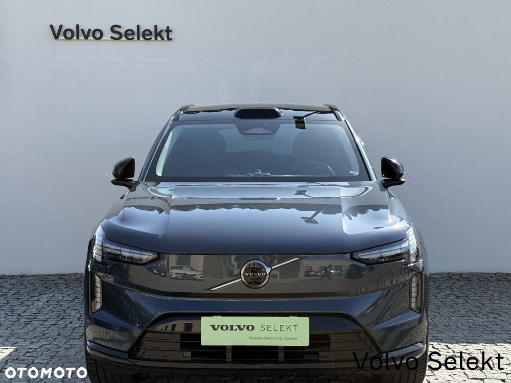Volvo EX90 - 3