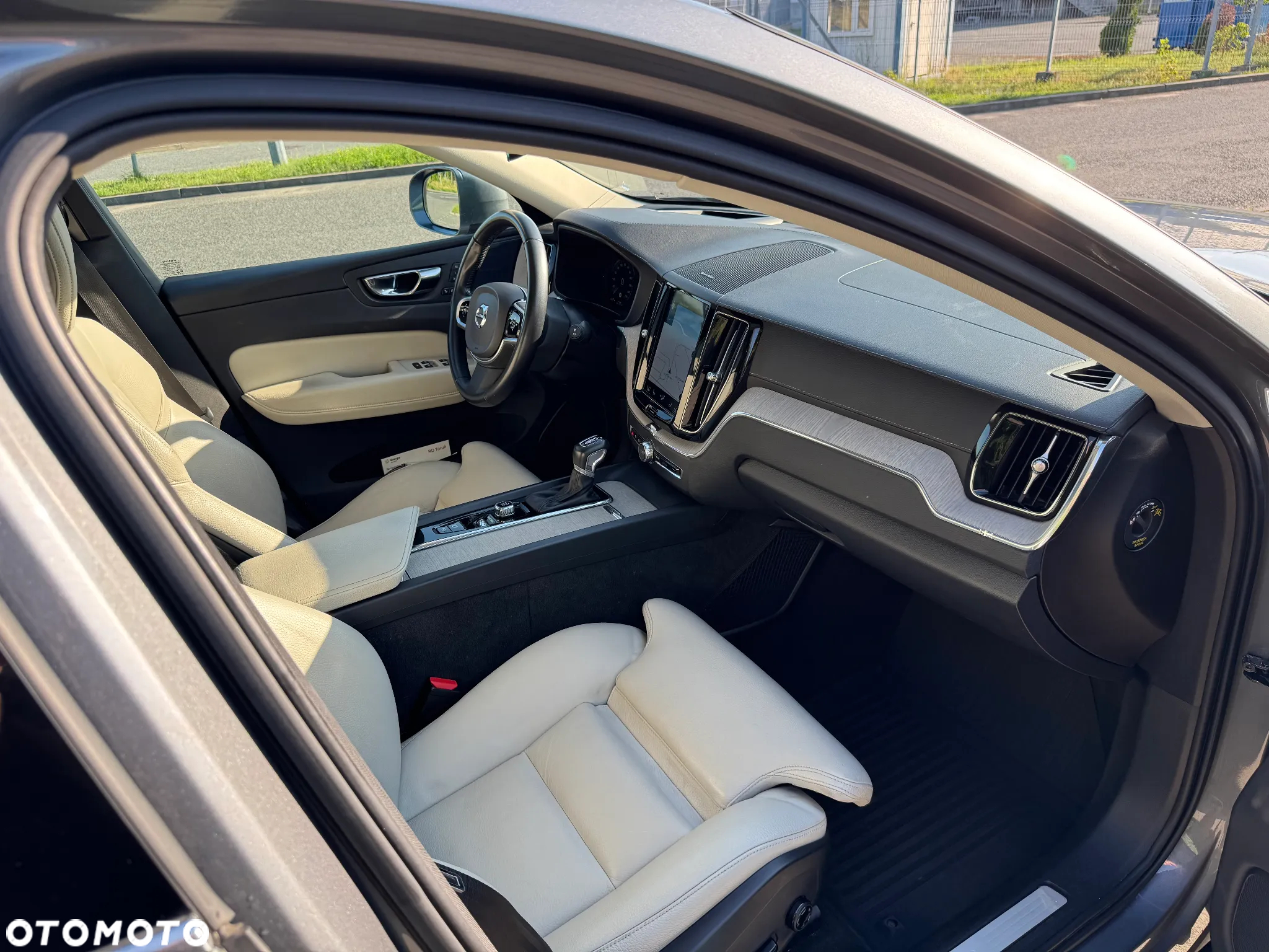 Volvo XC 60 D4 Inscription - 11