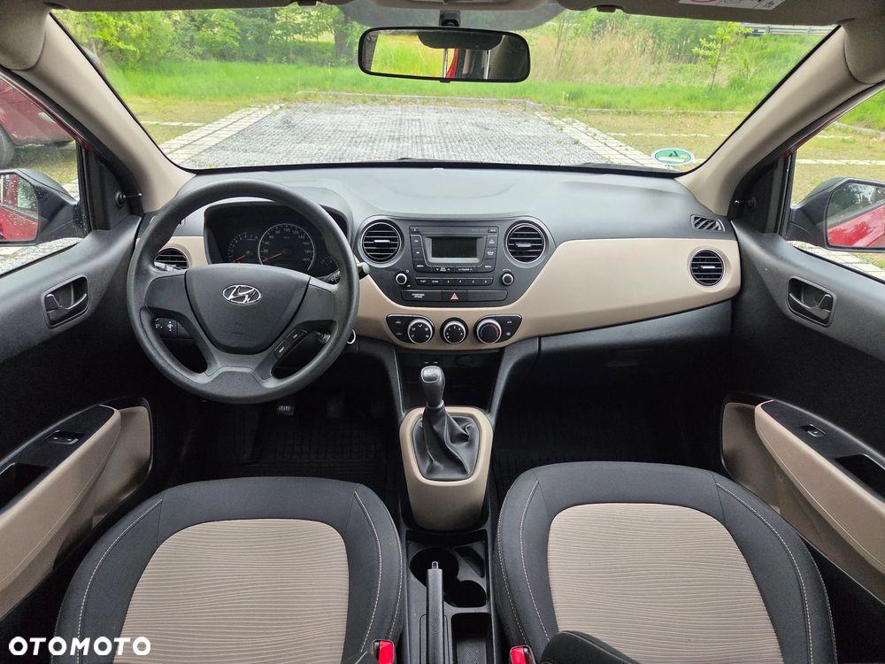 Hyundai i10 1.0 Premium - 11