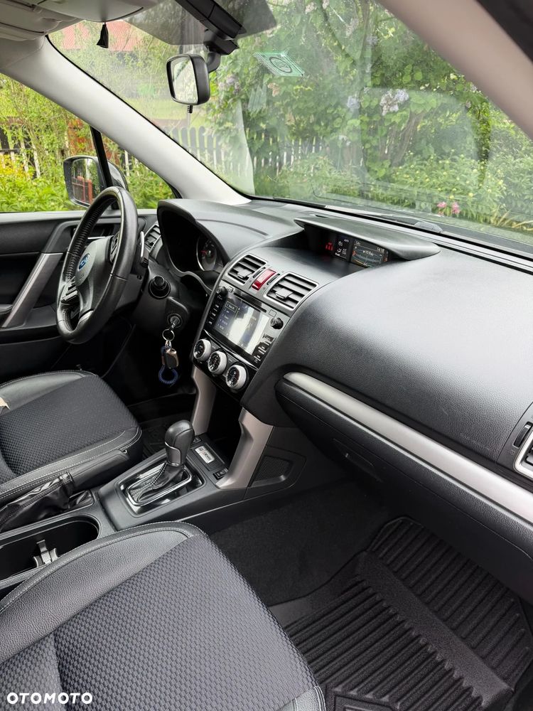 Subaru Forester 2.0 XT Comfort Lineartronic - 15