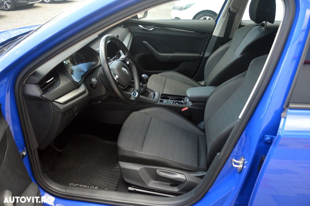 Skoda Octavia 2.0 TDI Ambition - 25