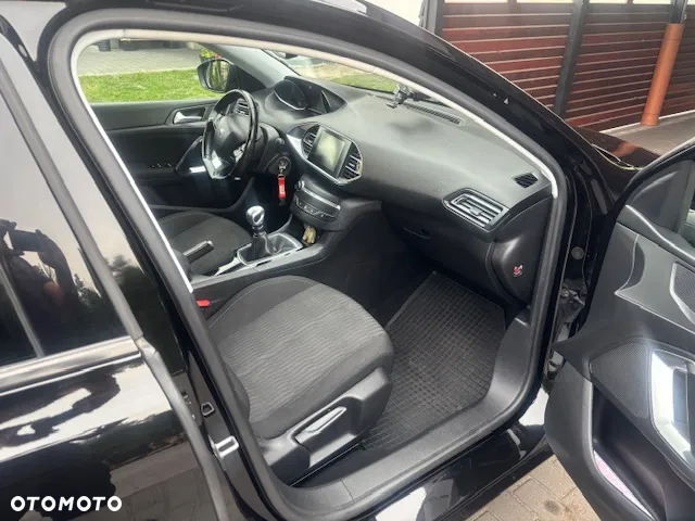 Peugeot 308 1.6 BlueHDi Active S&S - 4