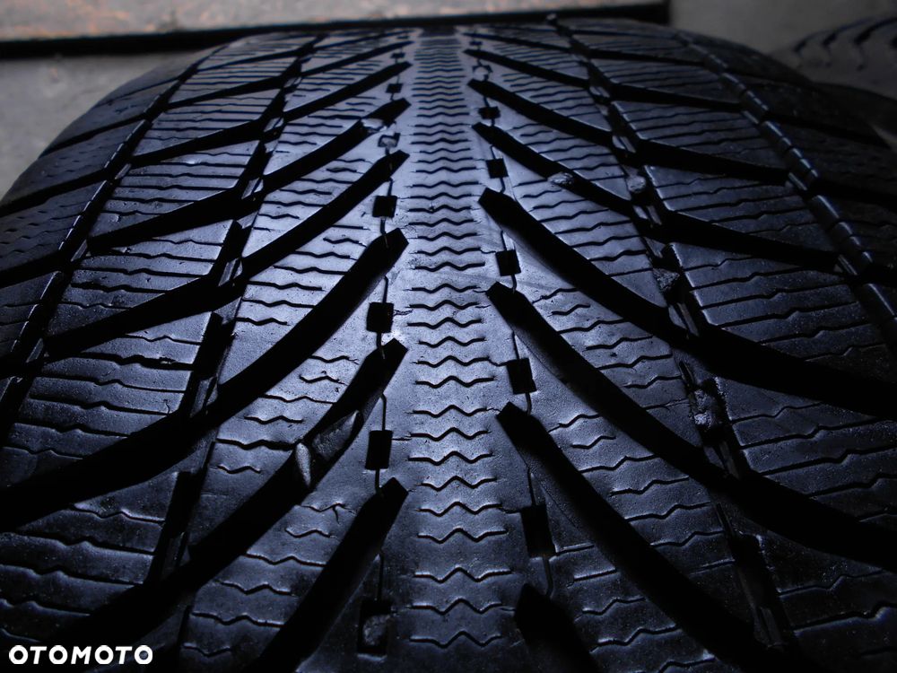 OPONY 255/60R18MICHELIN LATITUDE  ALPIN LA2 DOT 3616 8MM - 4
