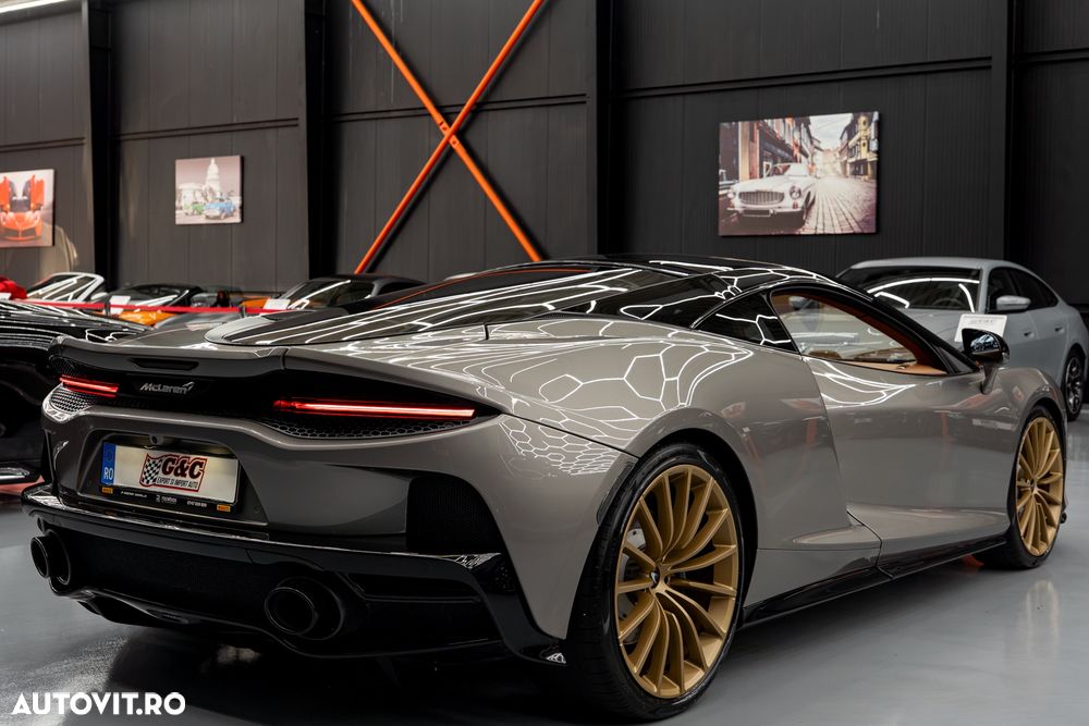 McLaren GT Standard - 25
