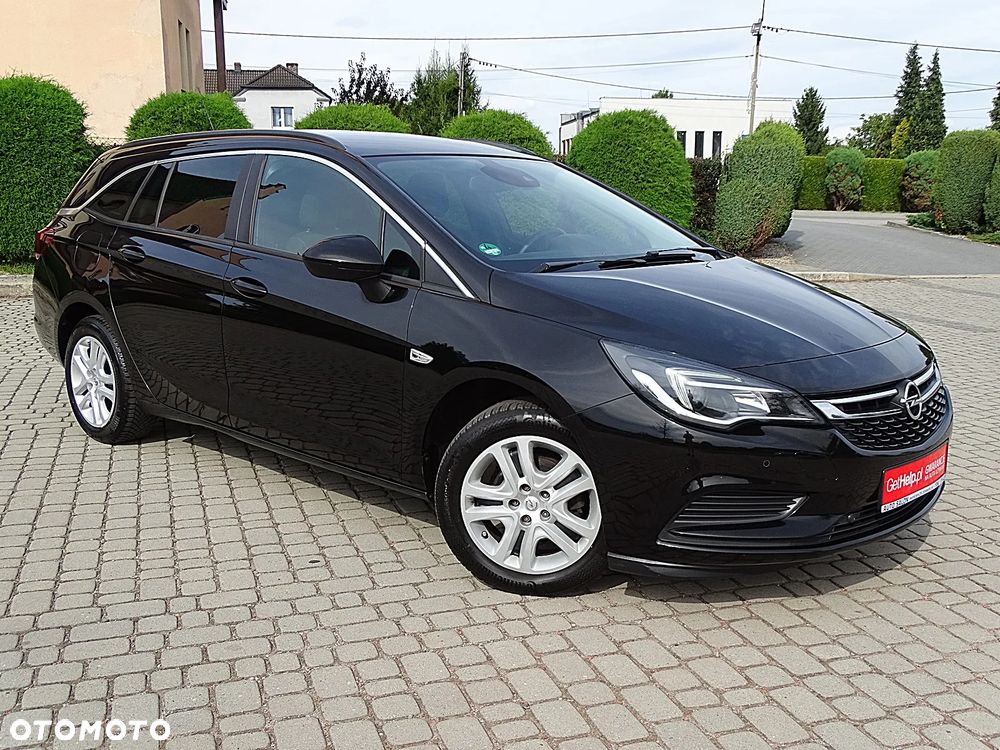 Opel Astra 1.4 Turbo Innovation - 18