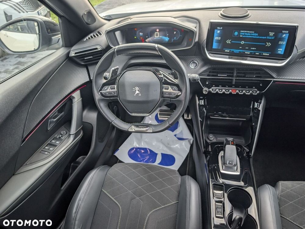 Peugeot 2008 2021