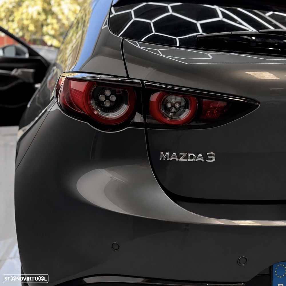 Mazda 3 Hatchback 2.0 Sky-X Excellence - 4