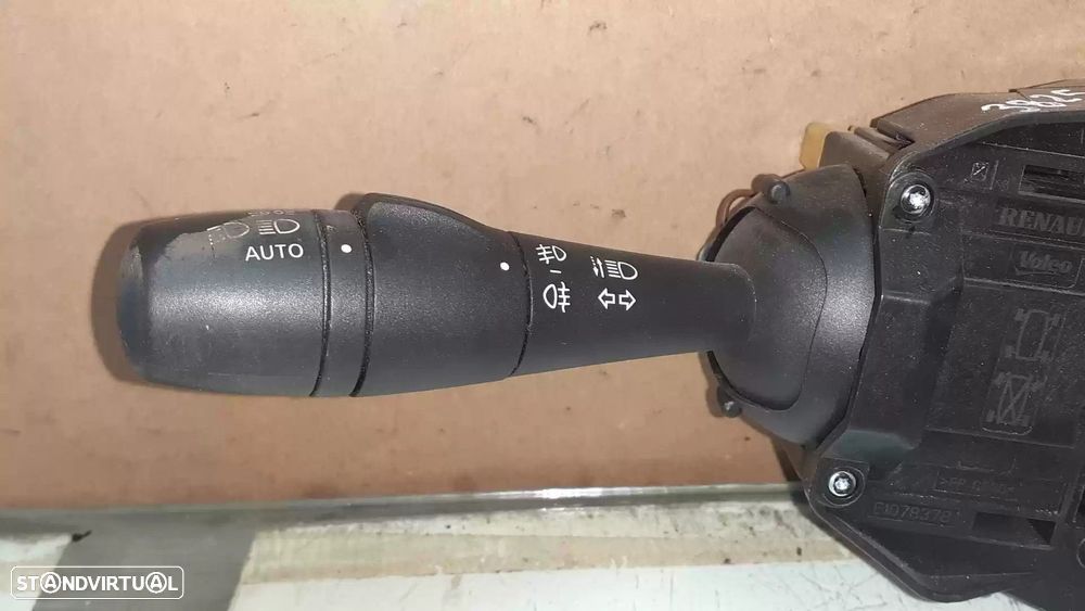 COMANDO LUZES SMART FORTWO COUPÉ 2015 -255677151R - 2