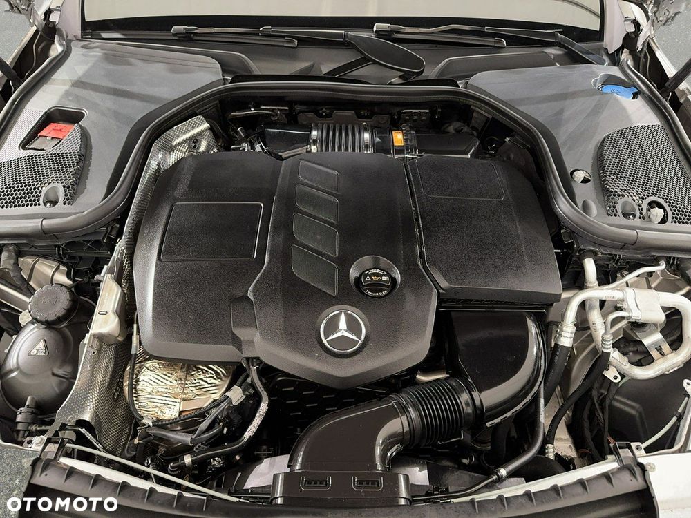 Mercedes-Benz Klasa E - 37