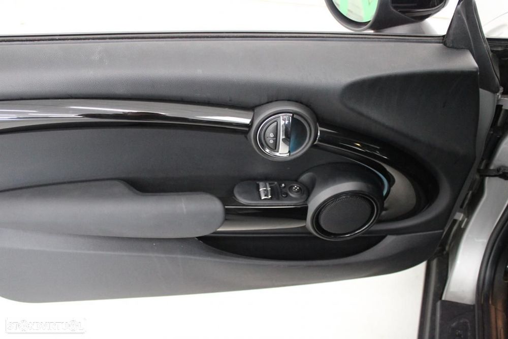 MINI 3 Portas Cooper SE Yours - 9