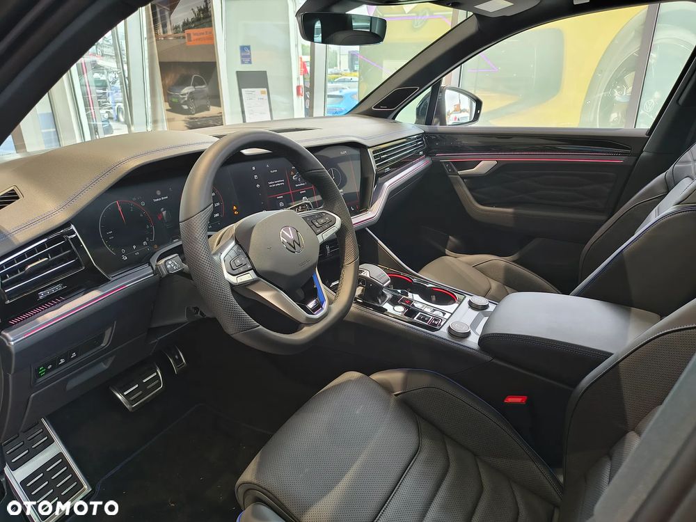 Volkswagen Touareg 3.0 V6 TFSI 4Motion R-Line - 26