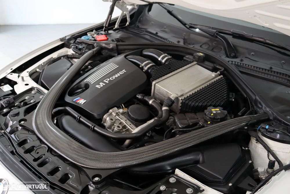 BMW M4 Cabrio DKG Competition - 39