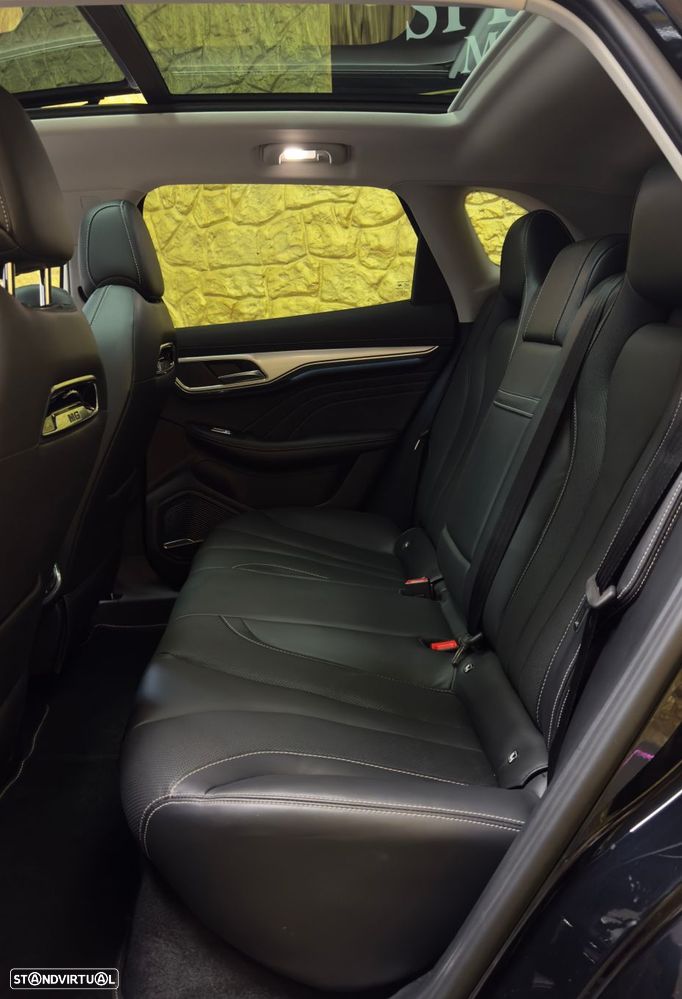 MG Marvel R 70 kWh Luxury - 10