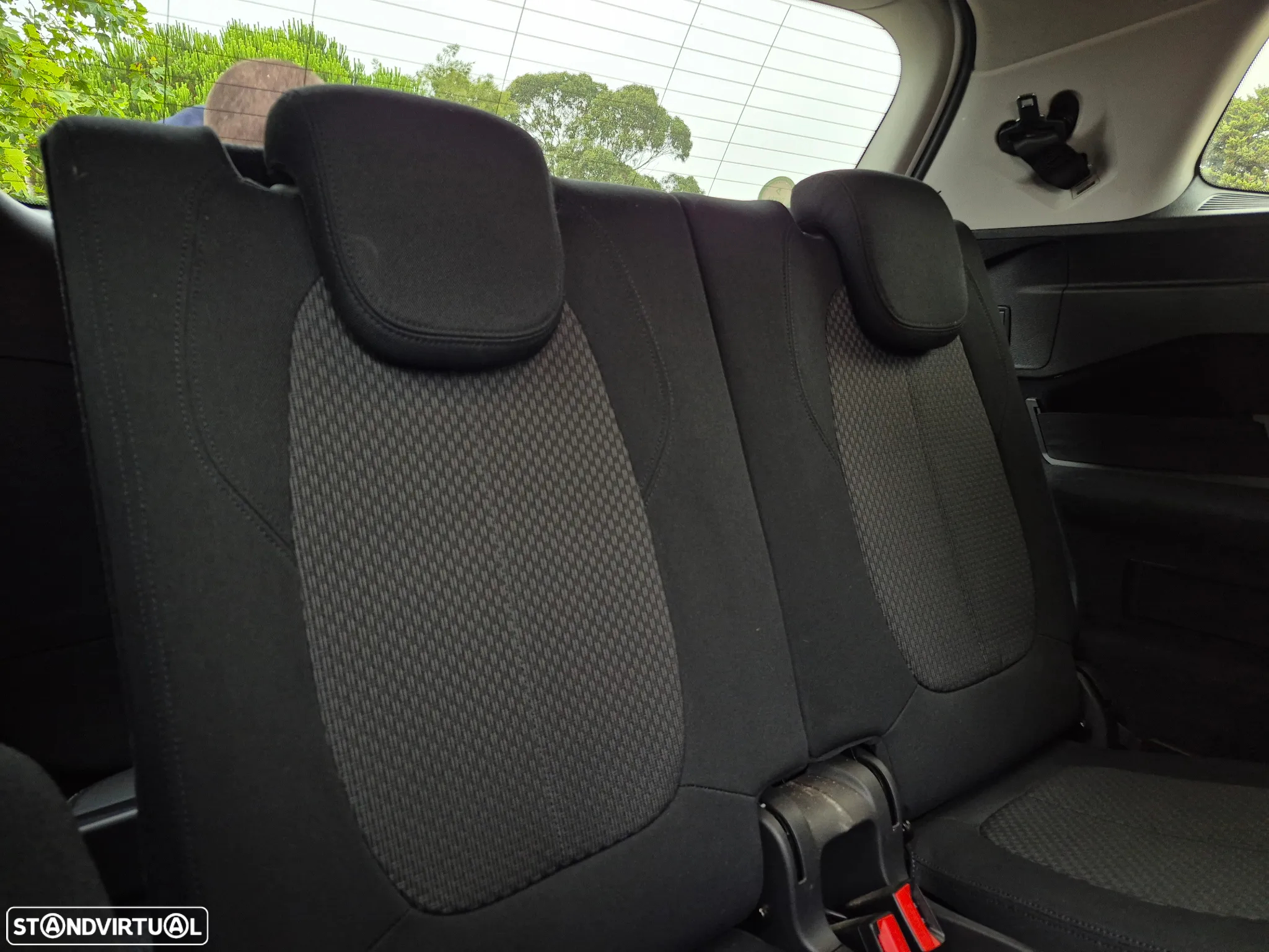 BMW 216 Gran Tourer i 7L Advantage - 25