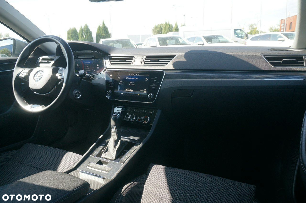 Skoda Superb 2.0 TDI SCR Style DSG - 18