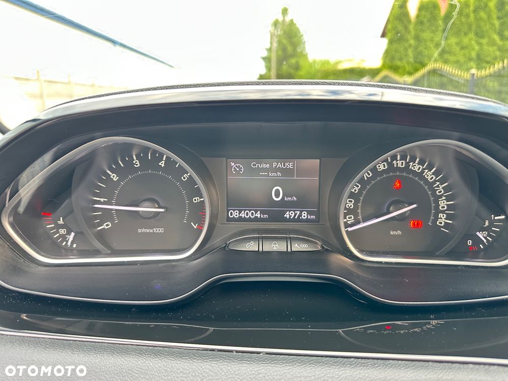 Peugeot 208 1.2 PureTech Allure - 15