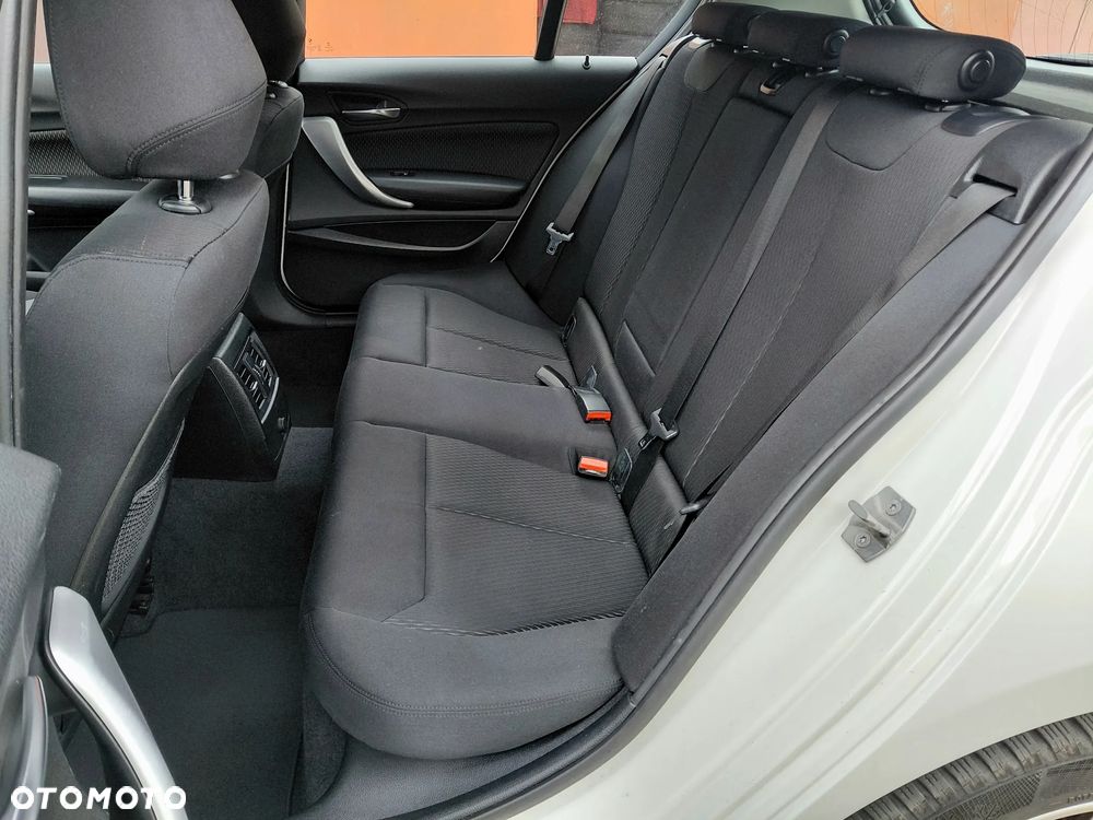 BMW Seria 1 120d Sport-Aut Sport Line - 14
