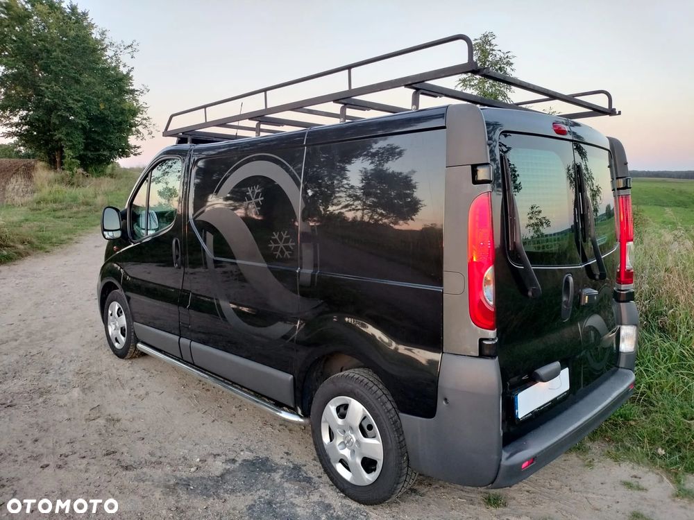 Opel vivaro - 20