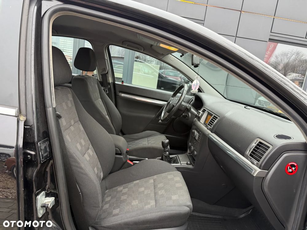 Opel Vectra 1.8 Essentia - 25