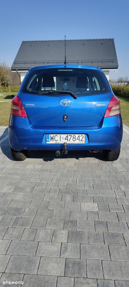 Toyota Yaris 1.4 D-4D Sol MM - 11