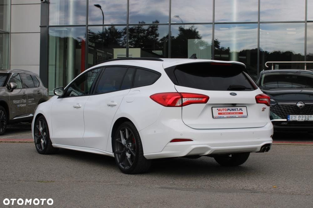Ford Focus - 7