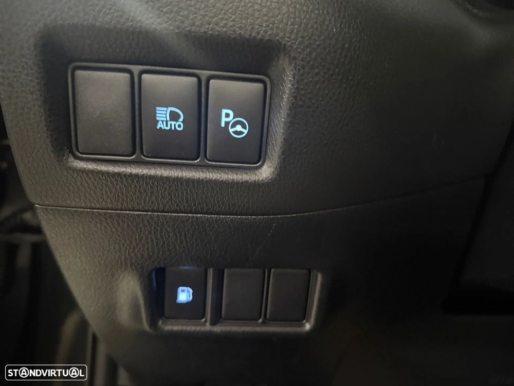 Toyota C-HR 1.8 Hybrid Exclusive+P.Luxury - 13