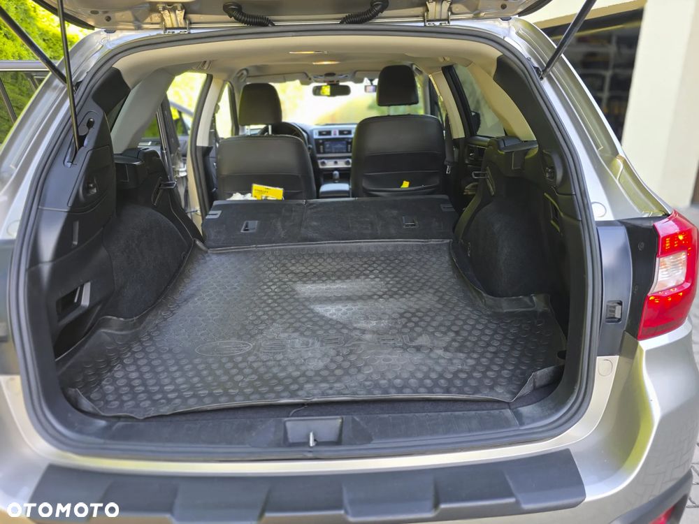 Subaru Legacy 2.5i Comfort Navi - 20