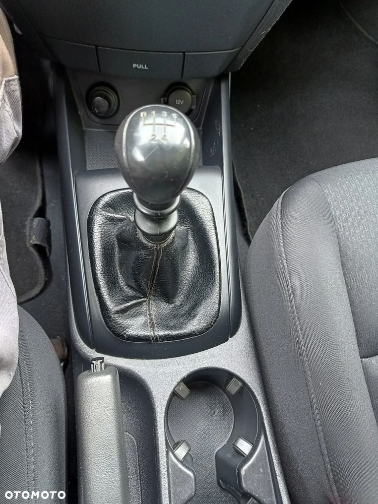 Hyundai i30 1.4 Blue Comfort - 24