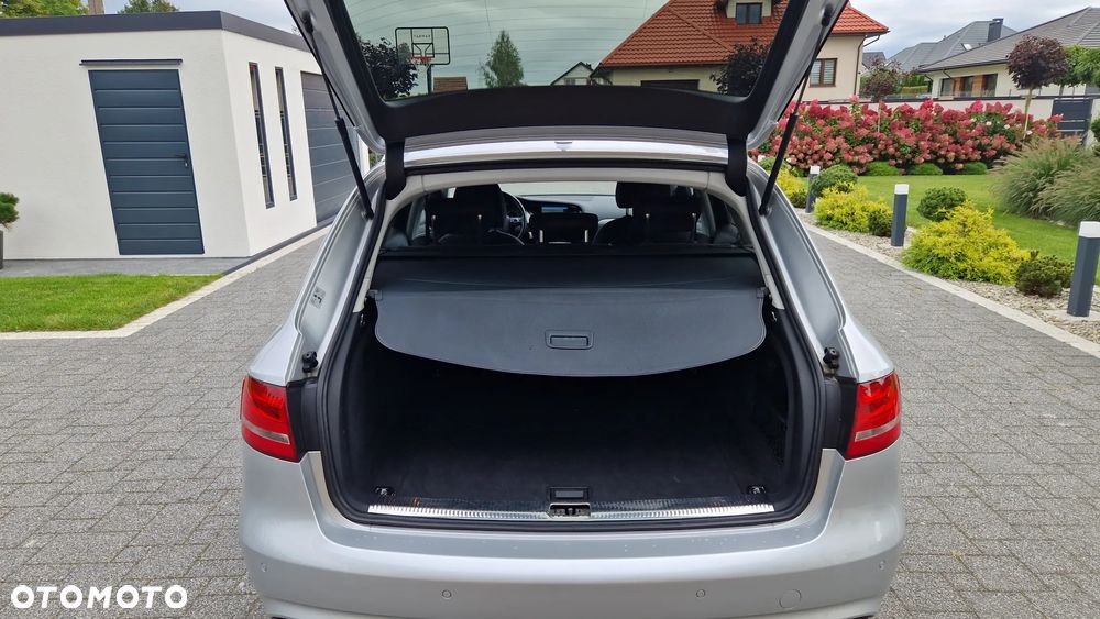 Audi A4 Avant - 31