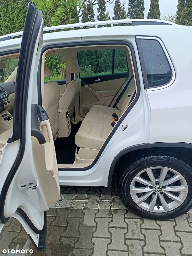Volkswagen Tiguan - 11