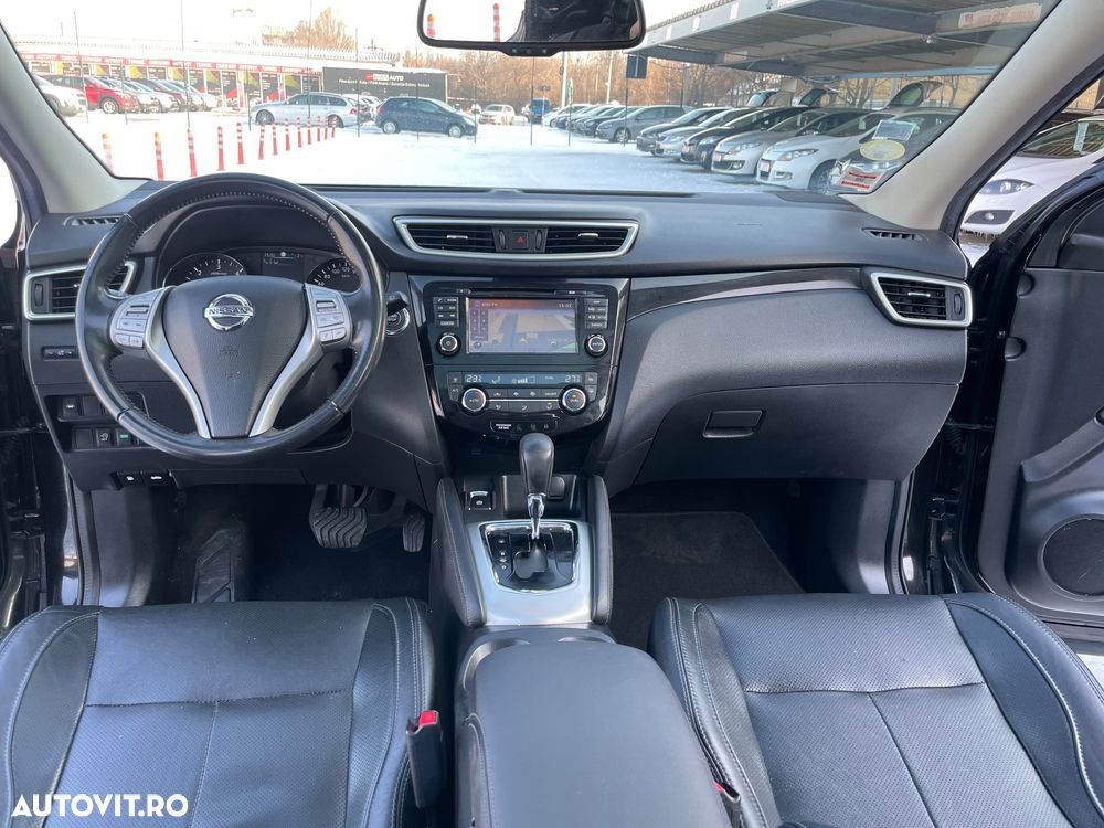 Nissan Qashqai 1.6 DCI Xtronic TEKNA - 23
