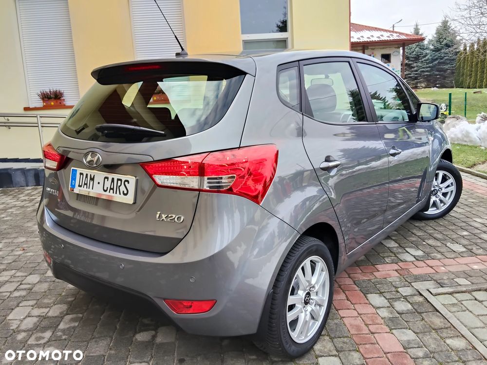 Hyundai ix20 1.4 blue YES - 16