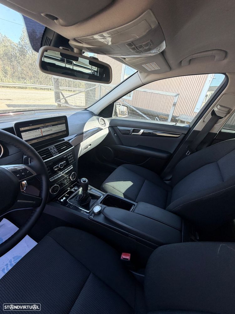 Mercedes-Benz C 180 CDi Executive BlueEfficiency - 18