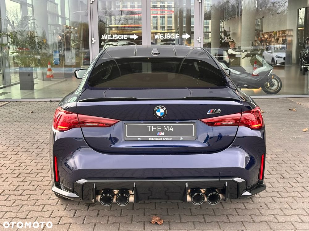 BMW M4 Competition M xDrive - 11