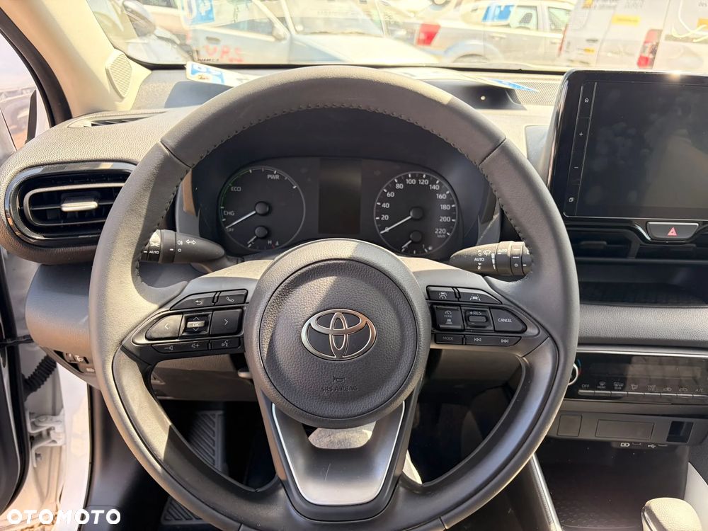 Toyota Yaris - 6