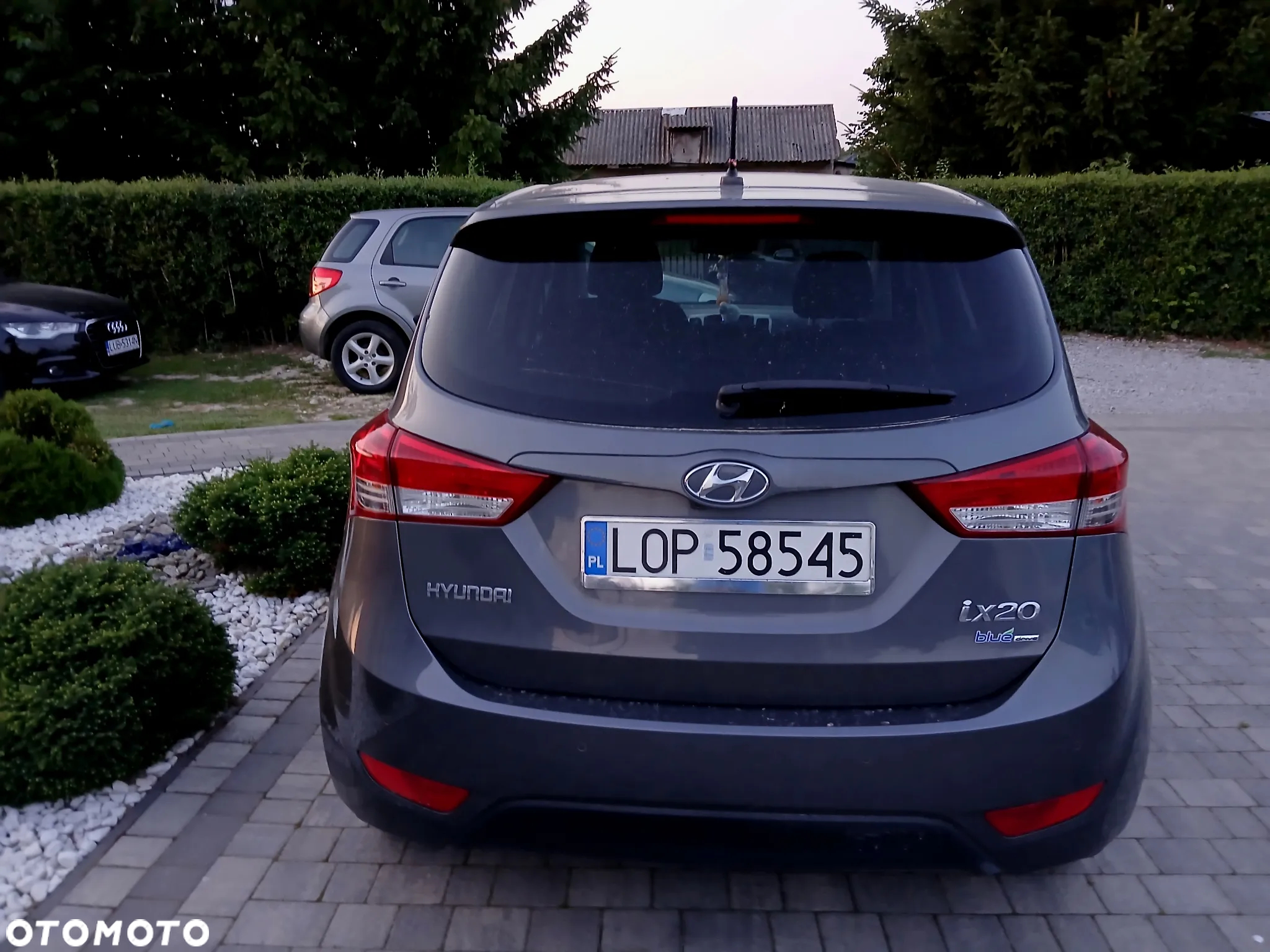 Hyundai ix20 1.4 CRDi Premium blue - 14