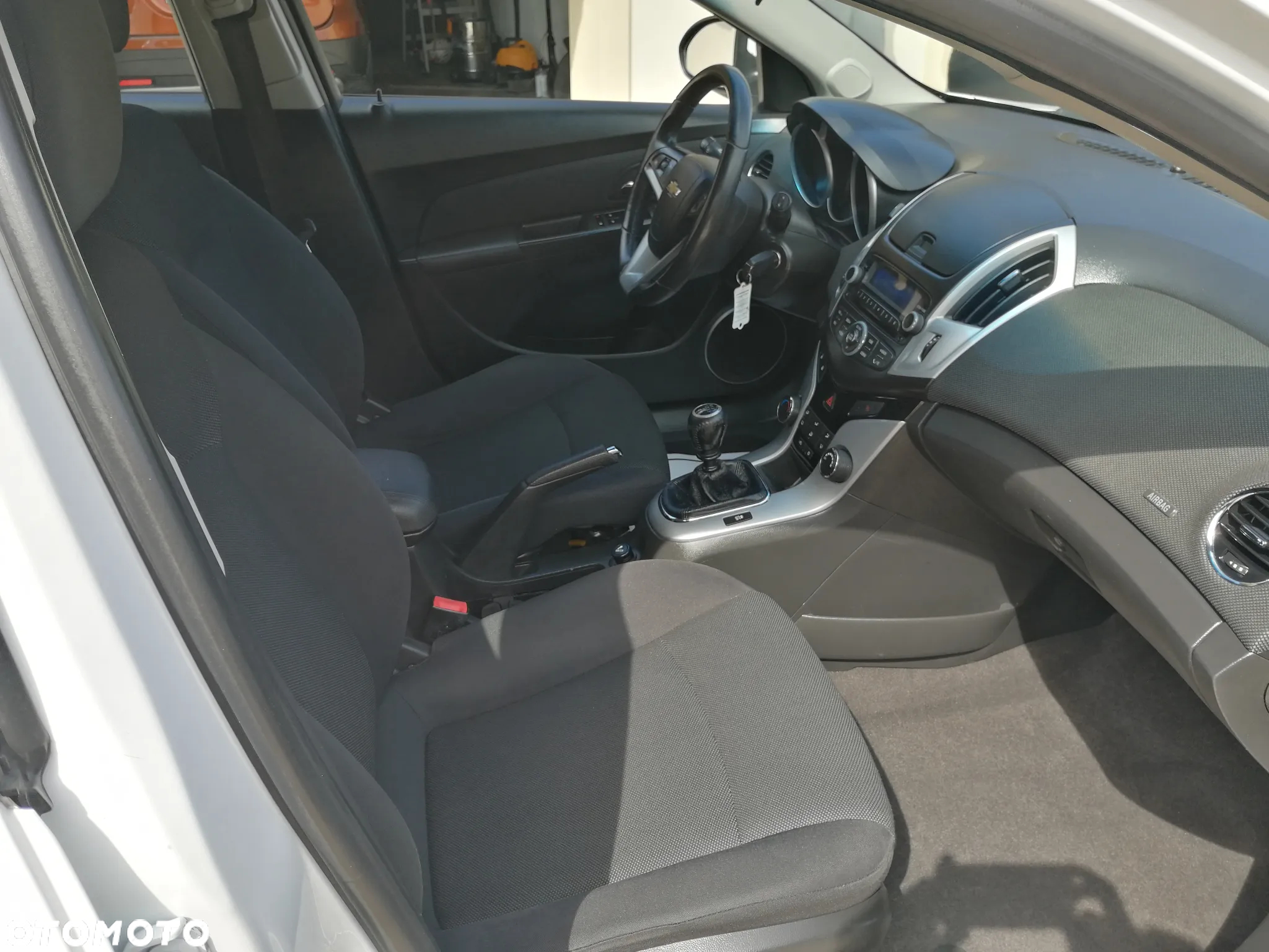 Chevrolet Cruze Station Wagon 1.6 LS - 31