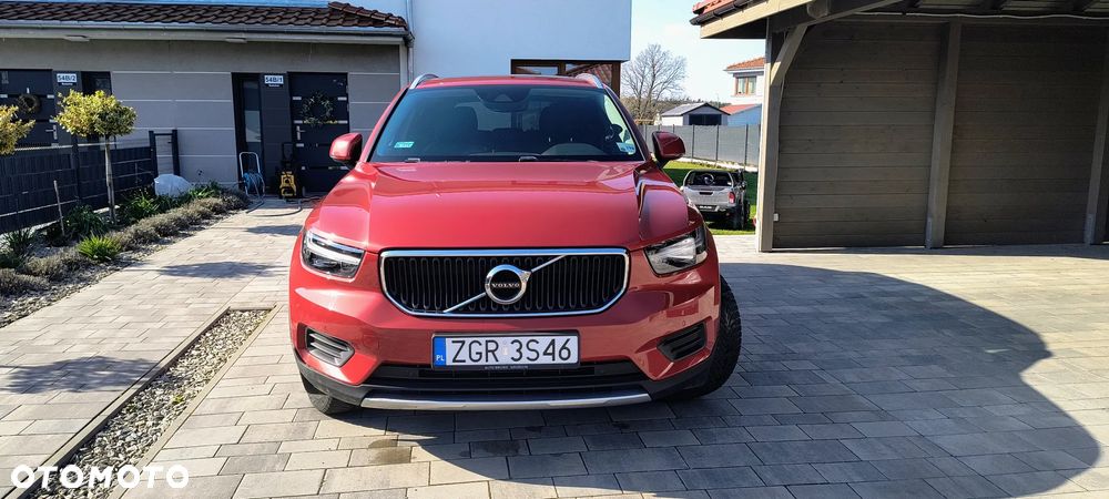 Volvo XC 40 D4 AWD Momentum Pro - 2