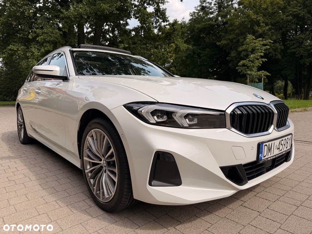 BMW Seria 3 320d xDrive MHEV Luxury Line - 2