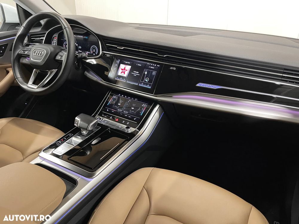Audi Q8 - 10