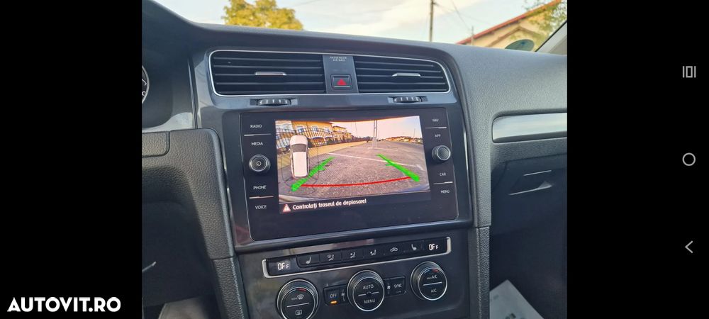 Volkswagen Golf 2.0 TDI SCR Highline - 14