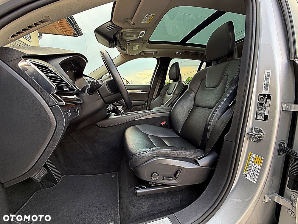 Volvo XC 90 T6 AWD Geartronic Momentum - 12