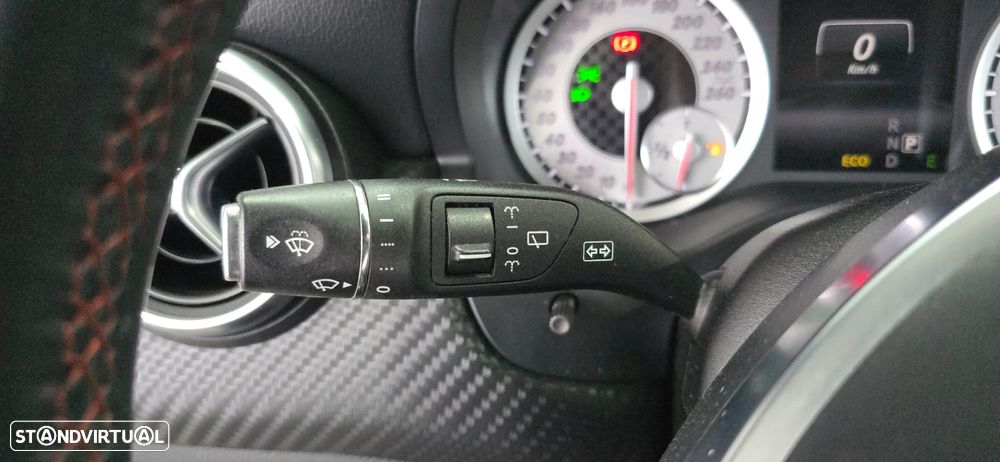 Mercedes-Benz A 180 d 7G-DCT AMG Line - 33