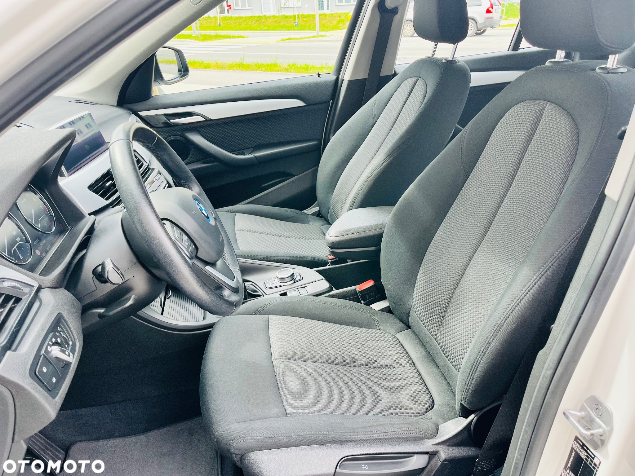 BMW X1 xDrive25e Sport Line - 26